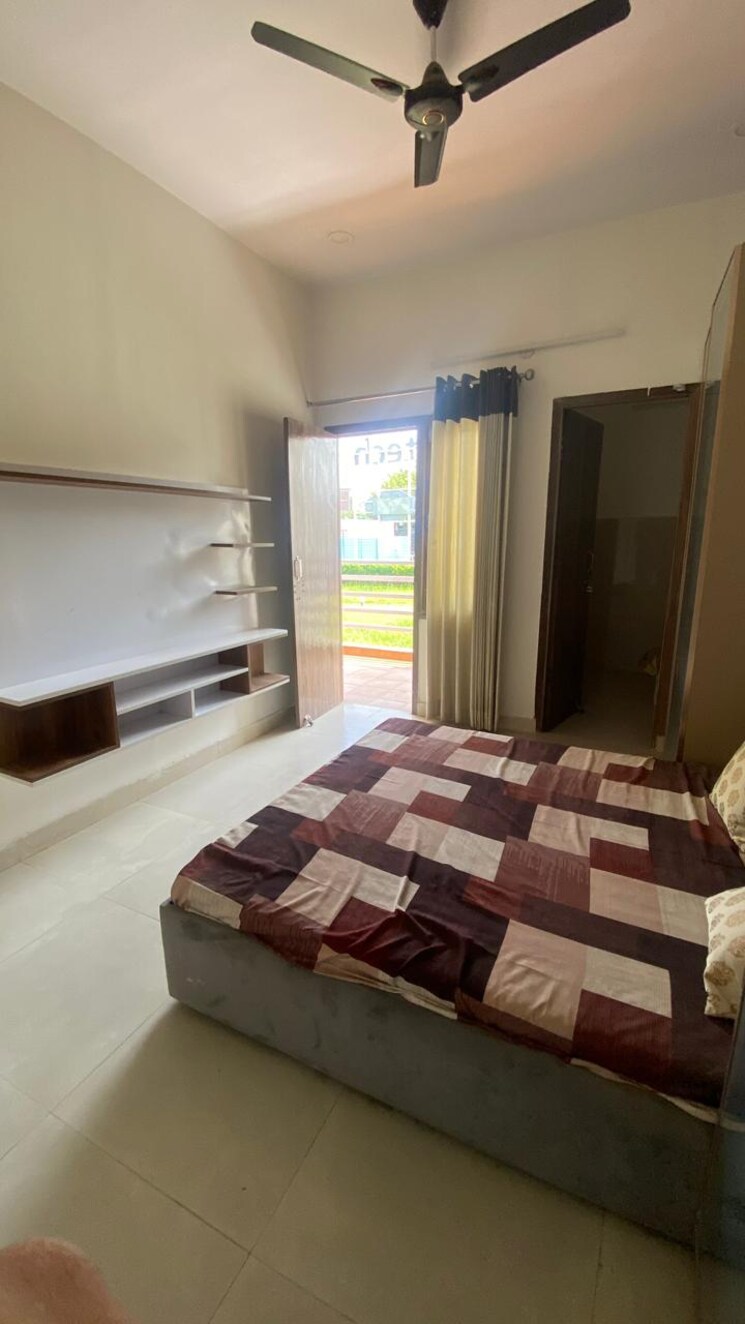 Living Room, fidato-honour-homes 3 Bedroom 167 Sq.Yd. Apartment In Sector 89 Faridabad 9449534