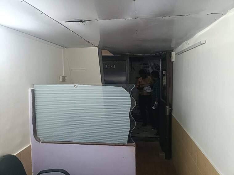 Team Area, bhandup west Commercial Office Space 300 Sq.Ft. In Bhandup West Mumbai 9449542