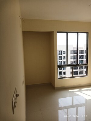 Room in 2 BHK Apartment at PS The 102, Joka – for Rent