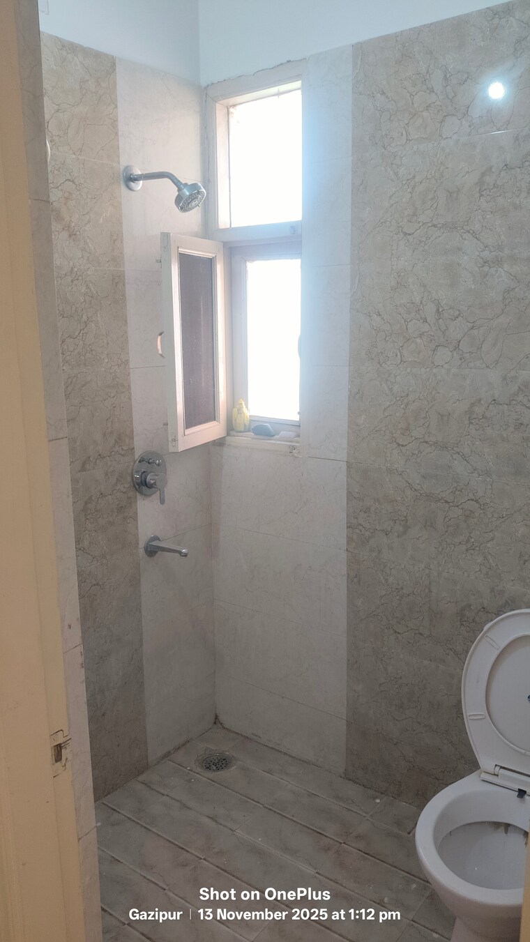 Attached Bathroom, dhakoli 3 Bedroom 122 Sq.Yd. Apartment In Dhakoli Zirakpur 9449710