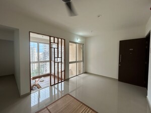 Room in 1 BHK Apartment at Vihang Valley Phase 2, Kasarvadavali – for Sale