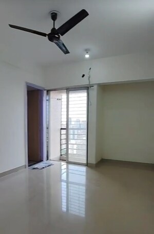 Room in 3 BHK Apartment at DB Parkwoods, Kasarvadavali – for Sale