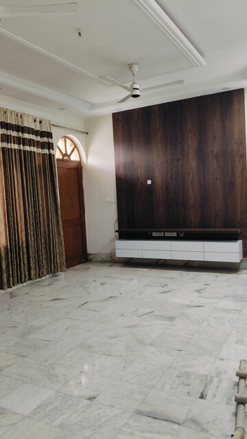 Bedroom in 3.5 BHK Independent House at Sector 15 – for Rent