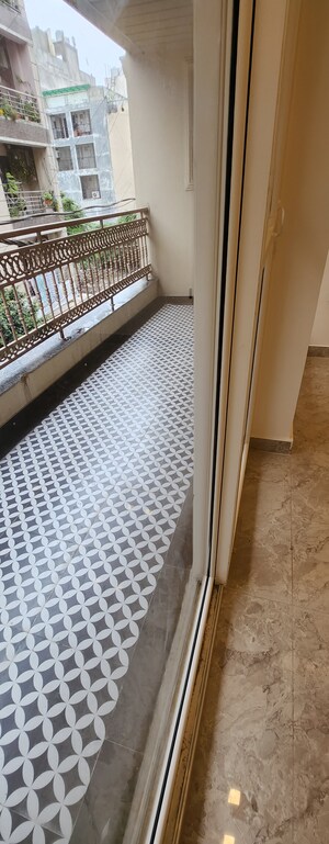 Balcony in 3 BHK Builder Floor at Saket – for Sale