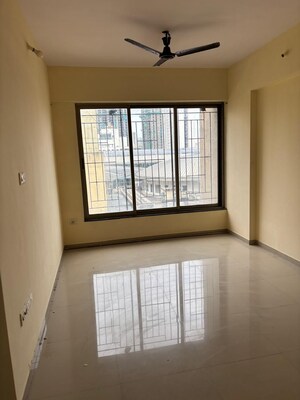 Room in 1 BHK Apartment at Shree Vaishnavi Heights, Owale – for Sale