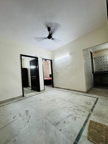 1 BHK Builder Floor For Rent in Saket