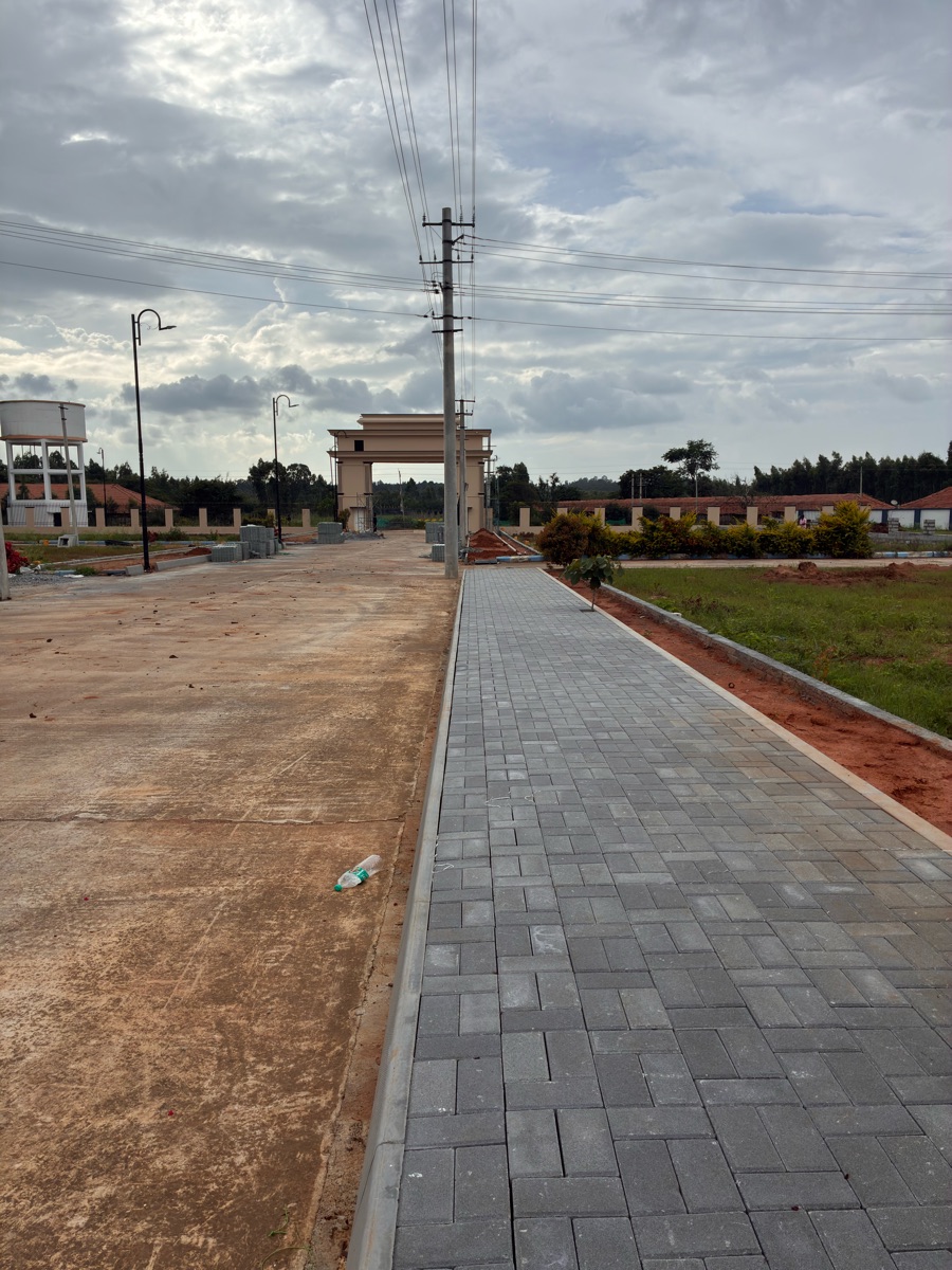 Plot For Sale in Malur