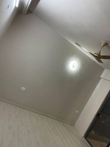 Furnished Amenities in 2 BHK Apartment at M3M Heights, Sector 65 – for Sale