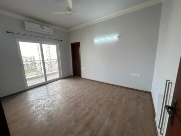 3 BHK Apartment For Rent in Central Park 3 Flower Valley, Sohna Sector 33