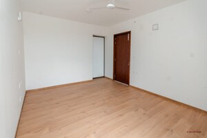 Room in 4 BHK Apartment at Pramuk MM Meridian, Jayanagar – for Rent