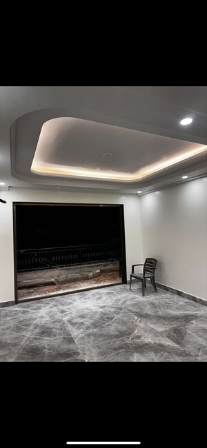 Furnished Amenities in 3 BHK Builder Floor at Sector 85 – for Sale