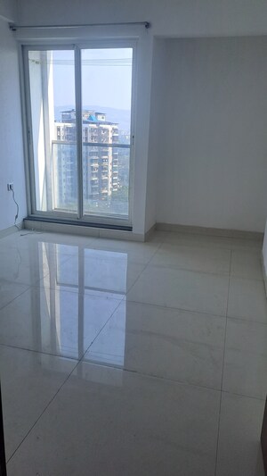 Room in 2 BHK Apartment at Cosmos Jewels, Ghodbunder Road – for Sale