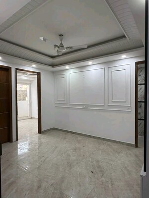 2 BHK Builder Floor For Rent in Chattarpur