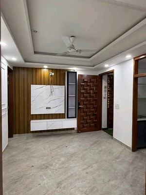 Room in 2 BHK Builder Floor at Chattarpur – for Rent