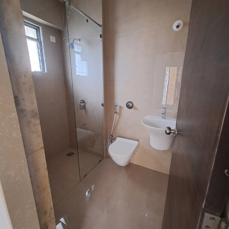 Bathroom, pride-residency-anand-nagar 2 Bedroom 650 Sq.Ft. Apartment In Anand Nagar Thane 9450527