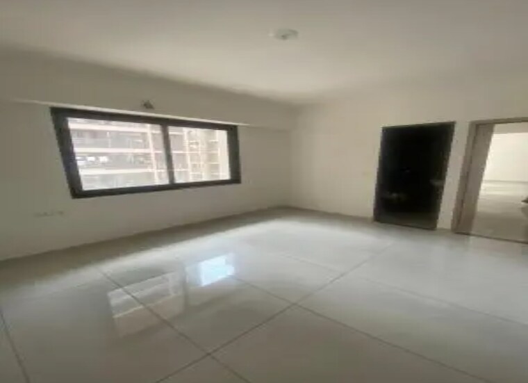 Room, ratanpur 3 Bedroom 1810 Sq.Ft. Apartment In Ratanpur Ahmedabad 9450575