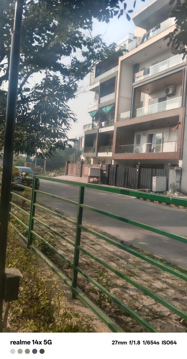 Exterior View, parklands  250 Sq.Yd. Plot In Sector 85 Faridabad 9450543