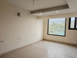 Room in 5 BHK Builder Floor at Tagore Park – for Sale