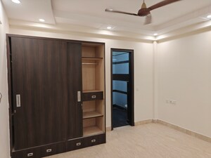 Room in 5 BHK Builder Floor at Tagore Park – for Sale