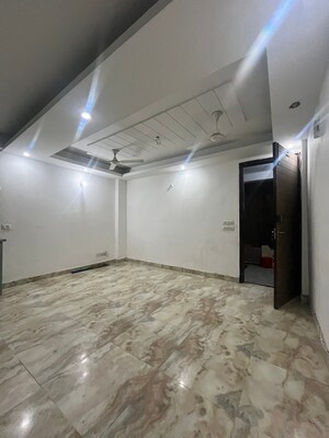 Living Room in 2 BHK Builder Floor at Chattarpur – for Rent