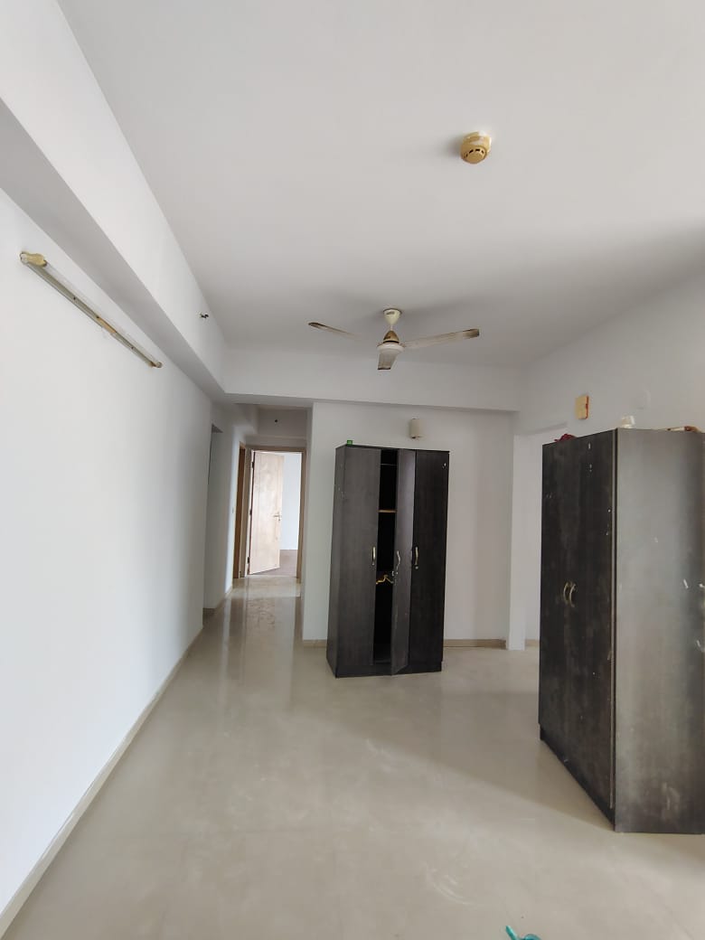 3 BHK Builder Floor For Sale in DLF Gardencity Enclave