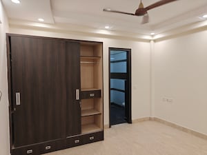 Room in 5 BHK Builder Floor at Tagore Park – for Sale