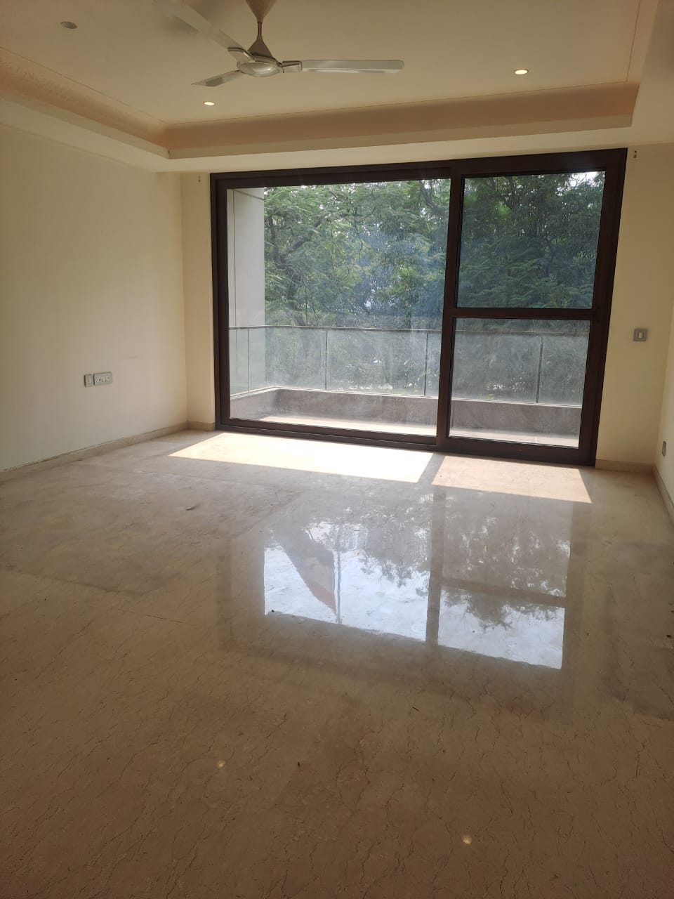 Office Space For Rent in Pamposh Enclave