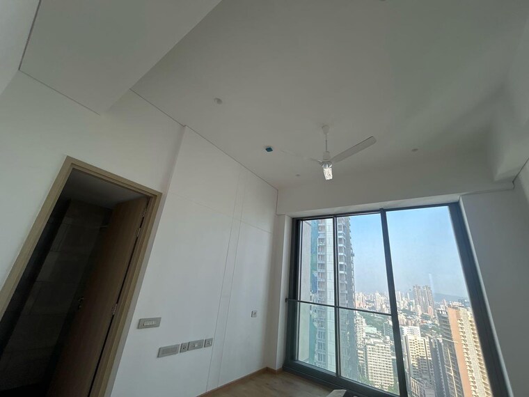 Other, rustomjee-crown 4 Bedroom 2590 Sq.Ft. Apartment In Prabhadevi Mumbai 9450681