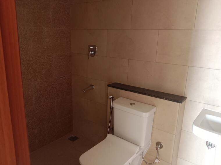 Bathroom, prestige-primrose-hills 2 Bedroom 988 Sq.Ft. Apartment In Banashankari 6th Stage Bangalore 9450722