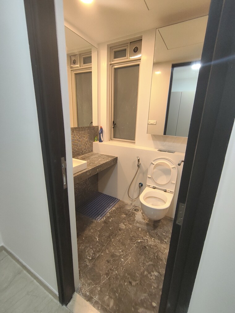 Balcony, lodha-kiara 3 Bedroom 1315 Sq.Ft. Apartment In Worli Mumbai 9450739