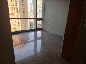 Room in 4 BHK Apartment at Lodha Trump Tower, Worli – for Sale