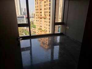 Room in 4 BHK Apartment at Lodha Trump Tower, Worli – for Sale