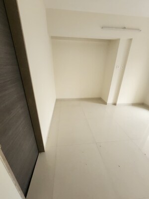 2 BHK Apartment For Rent in Strawberry The Address, Mira Road East