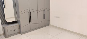 Room in 2.5 BHK Apartment at Aparna Sarovar, Nallagandla – for Rent