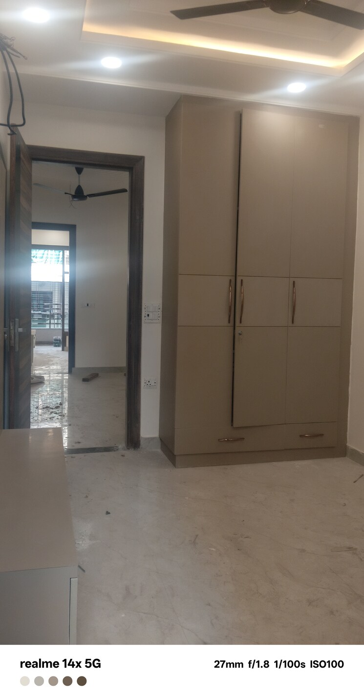 Room, rps-palms 3 Bedroom 125 Sq.Yd. Builder Floor In Sector 88 Faridabad 9450810