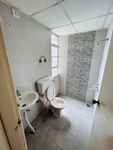 Bathroom in 2 BHK Apartment at Signature Global Signum 107, Sector 107 – for Rent