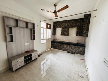 Bedroom in 2 BHK Apartment at Signature Global Signum 107, Sector 107 – for Rent