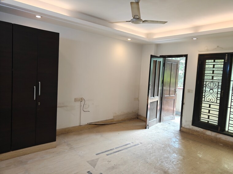 Master Bedroom, model town phase 2 4 Bedroom 2600 Sq.Ft. Builder Floor In Model Town Phase 2 Delhi 9450984
