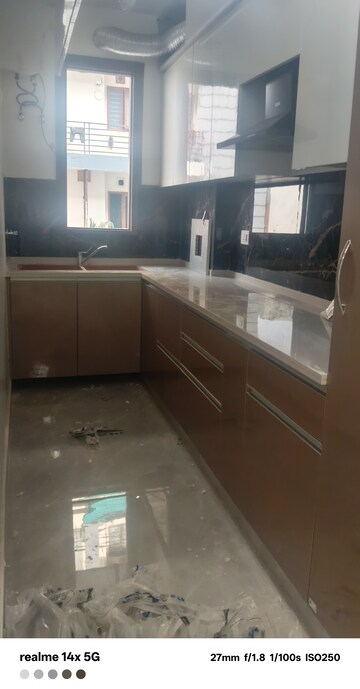 Kitchen in 3 BHK Builder Floor at Rps Palms, Sector 88 – for Sale