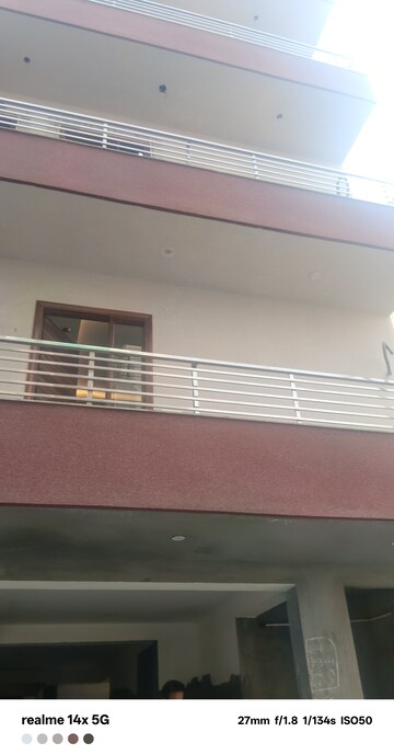 Furnished Amenities in 3 BHK Builder Floor at Rps Palms, Sector 88 – for Sale