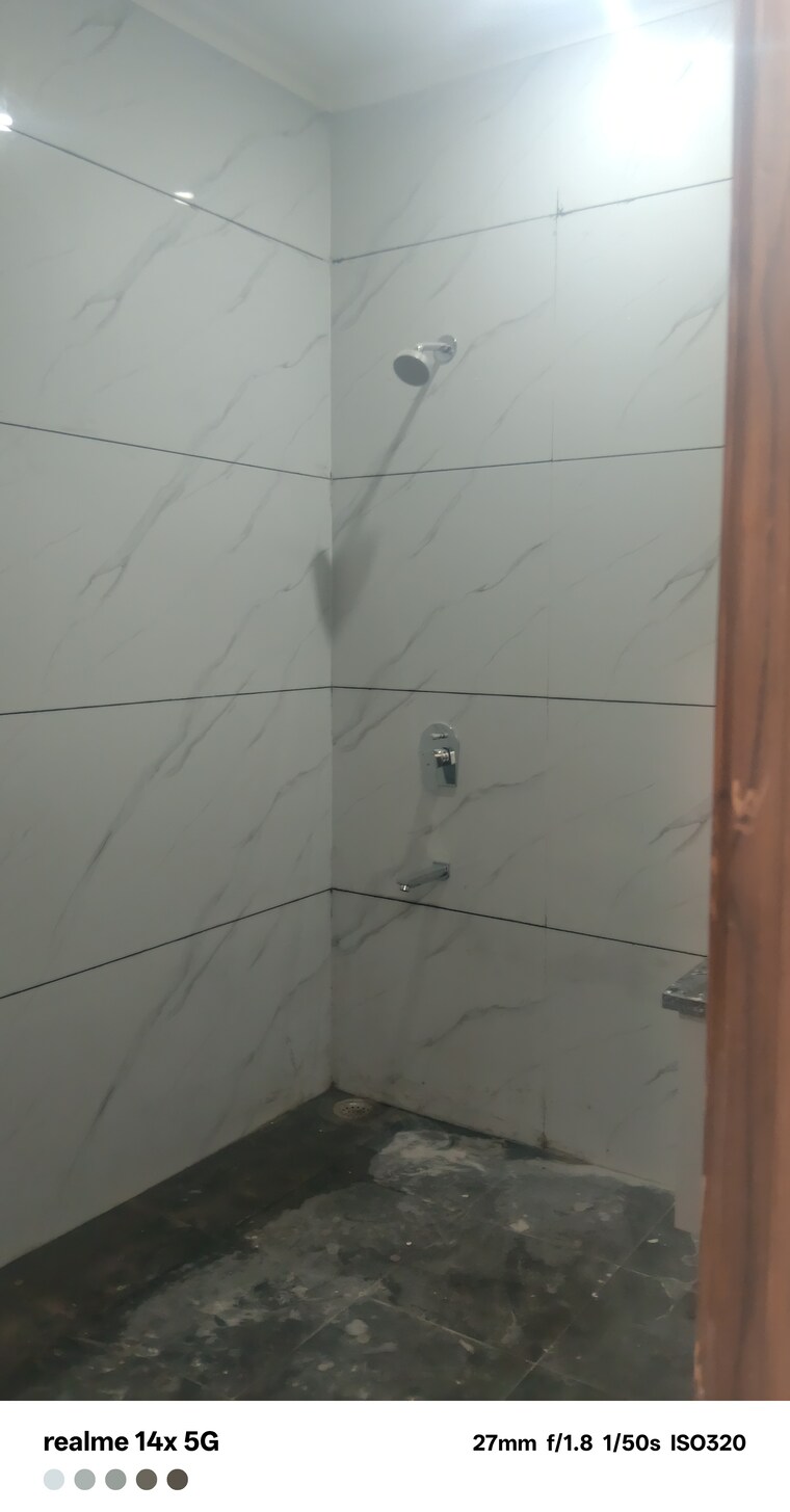 Bathroom, rps-palms 3 Bedroom 125 Sq.Yd. Builder Floor In Sector 88 Faridabad 9451051
