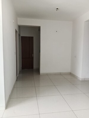Room in 3 BHK Apartment at Harni – for Rent