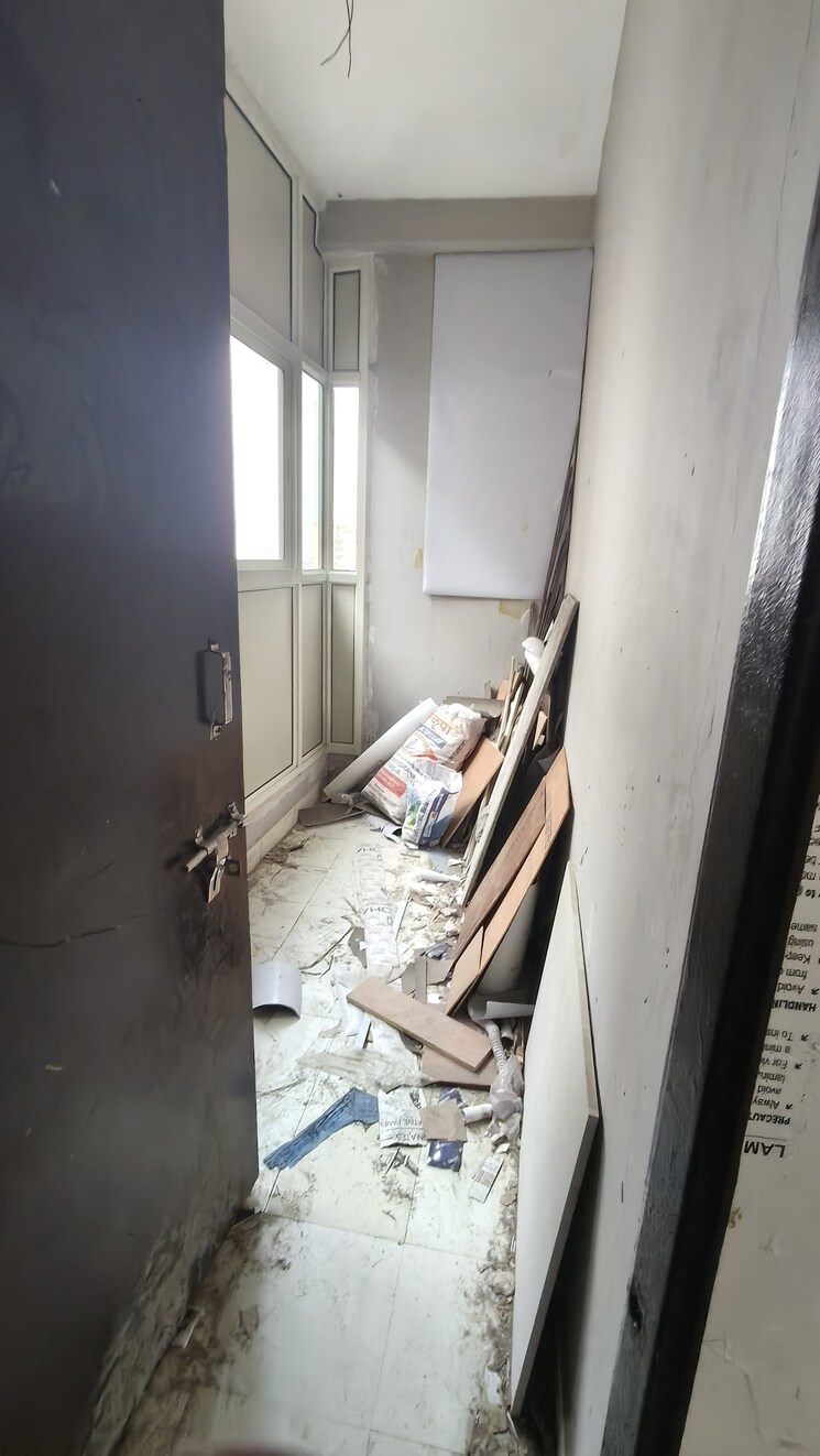 Balcony, amolik-sankalp 3 Bedroom 851 Sq.Ft. Apartment In Sector 85 Faridabad 9451258