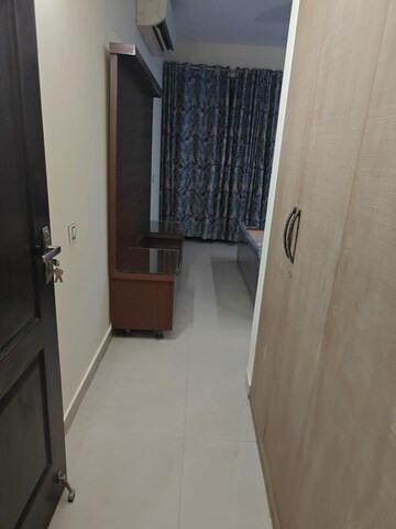 Balcony in 2 BHK Builder Floor at Unitech South City II, Sector 50 – for Rent