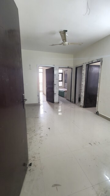Room in 3 BHK Apartment at Amolik Sankalp, Sector 85 – for Sale
