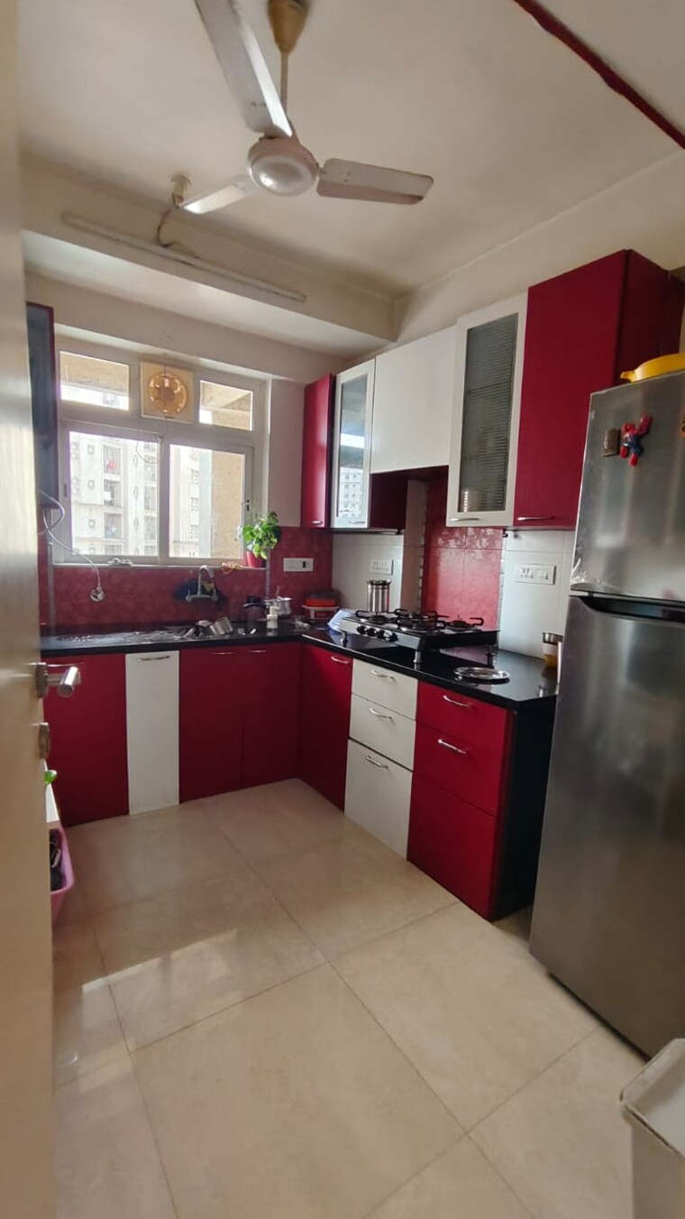 Kitchen, hiranandani-estate-palomera 2 Bedroom 999 Sq.Ft. Apartment In Ghodbunder Road Thane 9451350