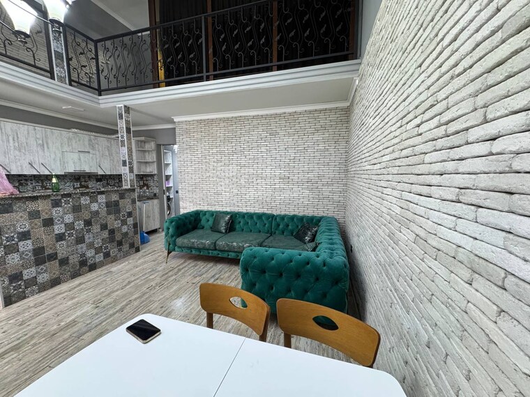 Living Room, vasant kunj 3 Bedroom 200 Sq.Yd. Builder Floor In Vasant Kunj Delhi 9451286