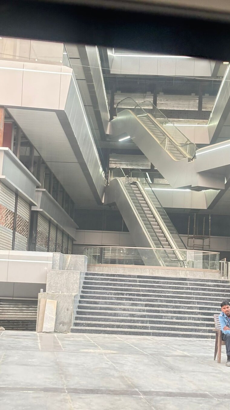 undefined, ska-arcadia Commercial Shop 355 Sq.Ft. In Wave City Ghaziabad 9451581