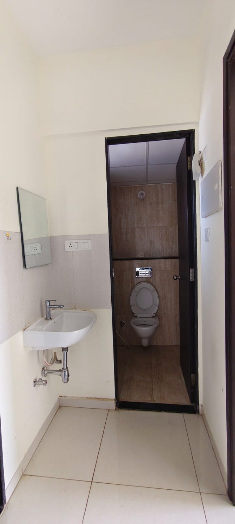 Bathroom, kolte-patil-life-republic 1 Bedroom 452 Sq.Ft. Apartment In Hinjewadi Pune 9451476