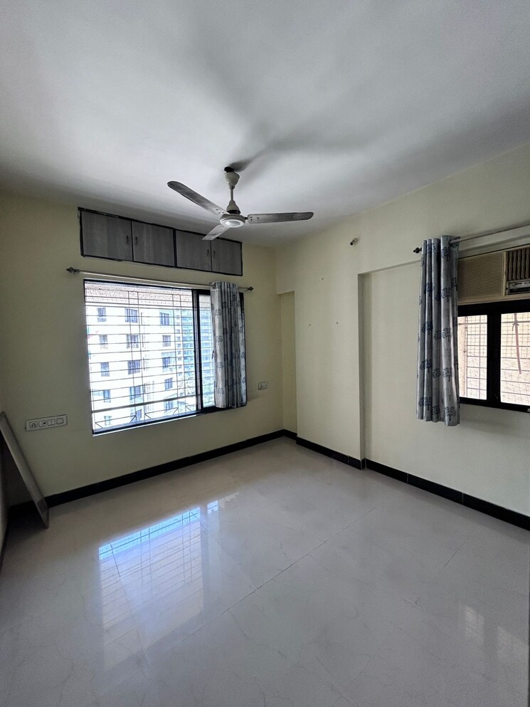 Room, mulund east 1 Bedroom 624 Sq.Ft. Builder Floor In Mulund East Mumbai 9451920